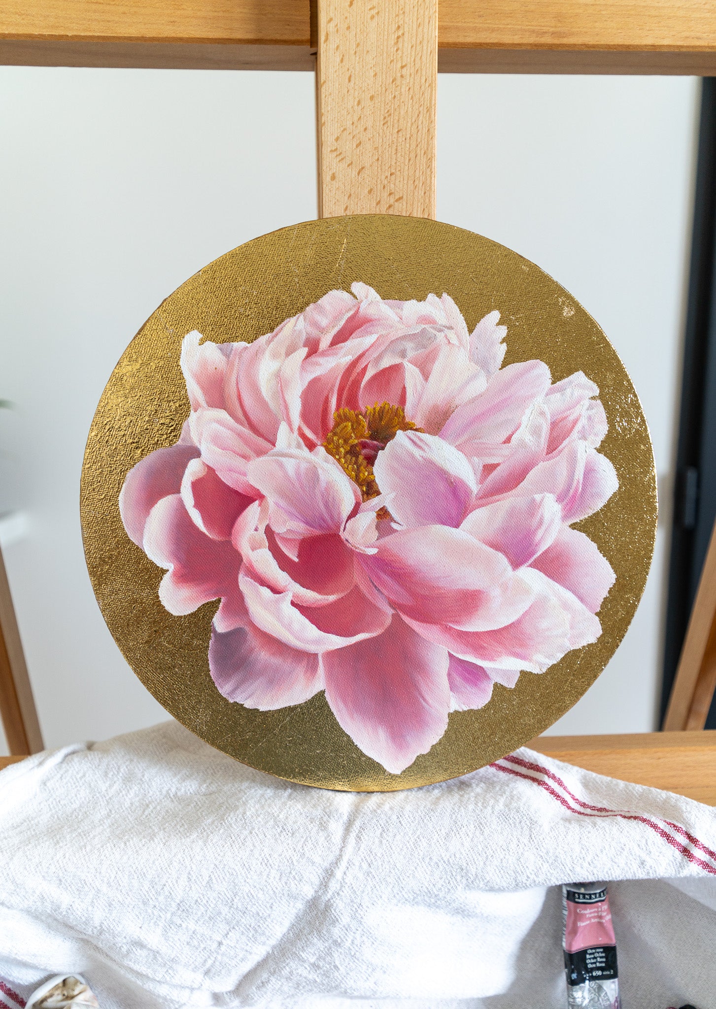peony  gold leaf  painting 